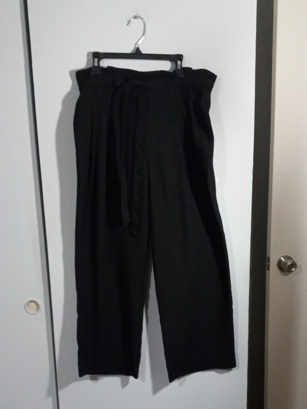 Soho Black Paperbag-Waist Wide-Leg Pants with Tie Sz S
